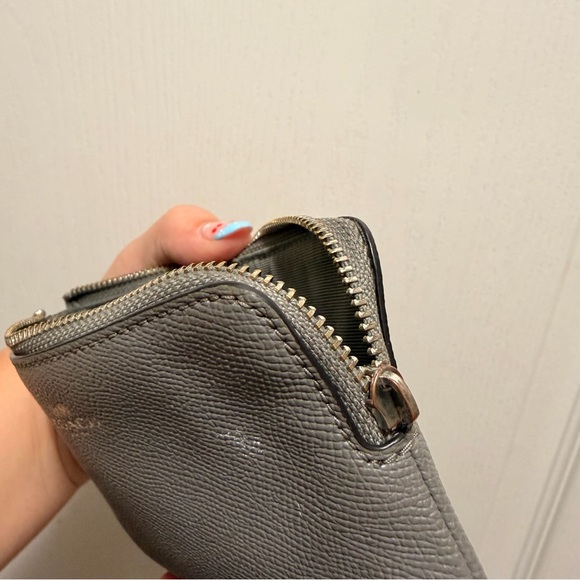 Coach Wristlets - PLEASE READ - Picture 4 of 8